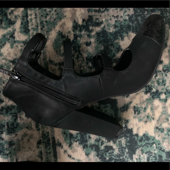 Glitter Toe Strappy Pumps - Picture 3 of 9